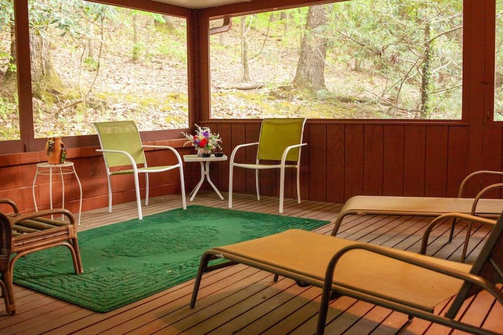 Modern Cabin With Hot Tub Grill Lake Beach Wineries Hiking Fishing And Hershey Park Family And Pet Friendly Superhosts On Ab&B Mount Gretna Eksteriør billede