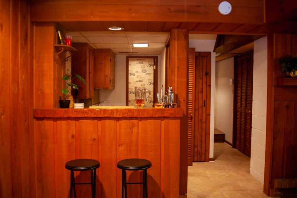 Modern Cabin With Hot Tub Grill Lake Beach Wineries Hiking Fishing And Hershey Park Family And Pet Friendly Superhosts On Ab&B Mount Gretna Eksteriør billede