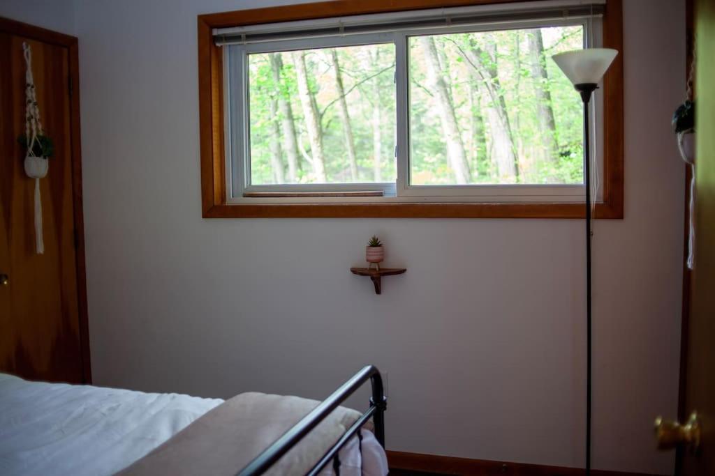 Modern Cabin With Hot Tub Grill Lake Beach Wineries Hiking Fishing And Hershey Park Family And Pet Friendly Superhosts On Ab&B Mount Gretna Eksteriør billede